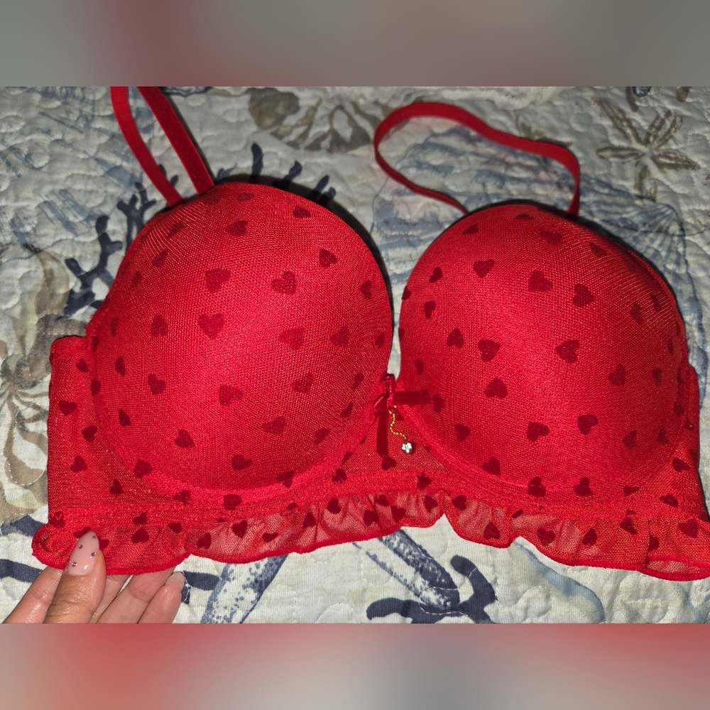 Red Heart Patterned Bra Bundle - Picture 2 of 5